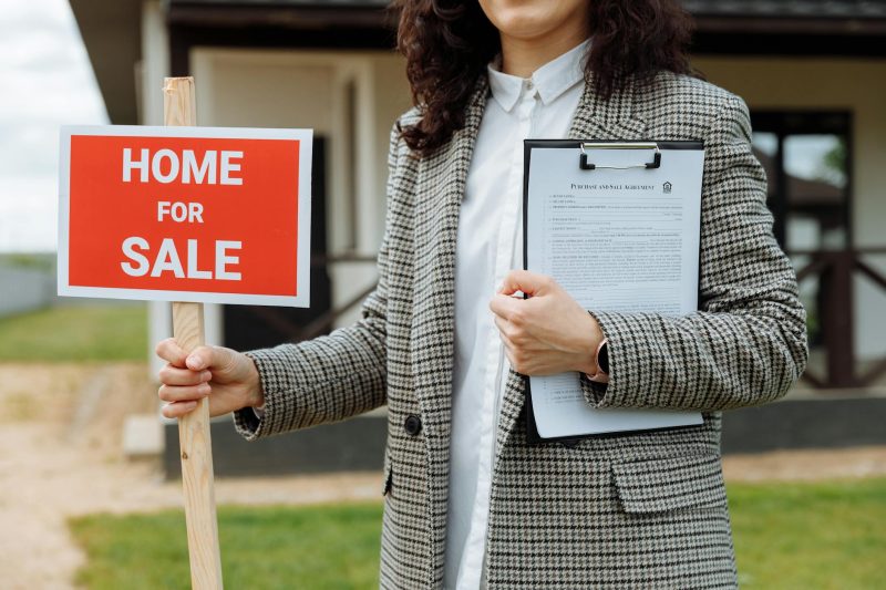 Home 4 Summer Solstice Savvy: Timing Your Home Purchase for Maximum Benefit in the Longest Days of the Year